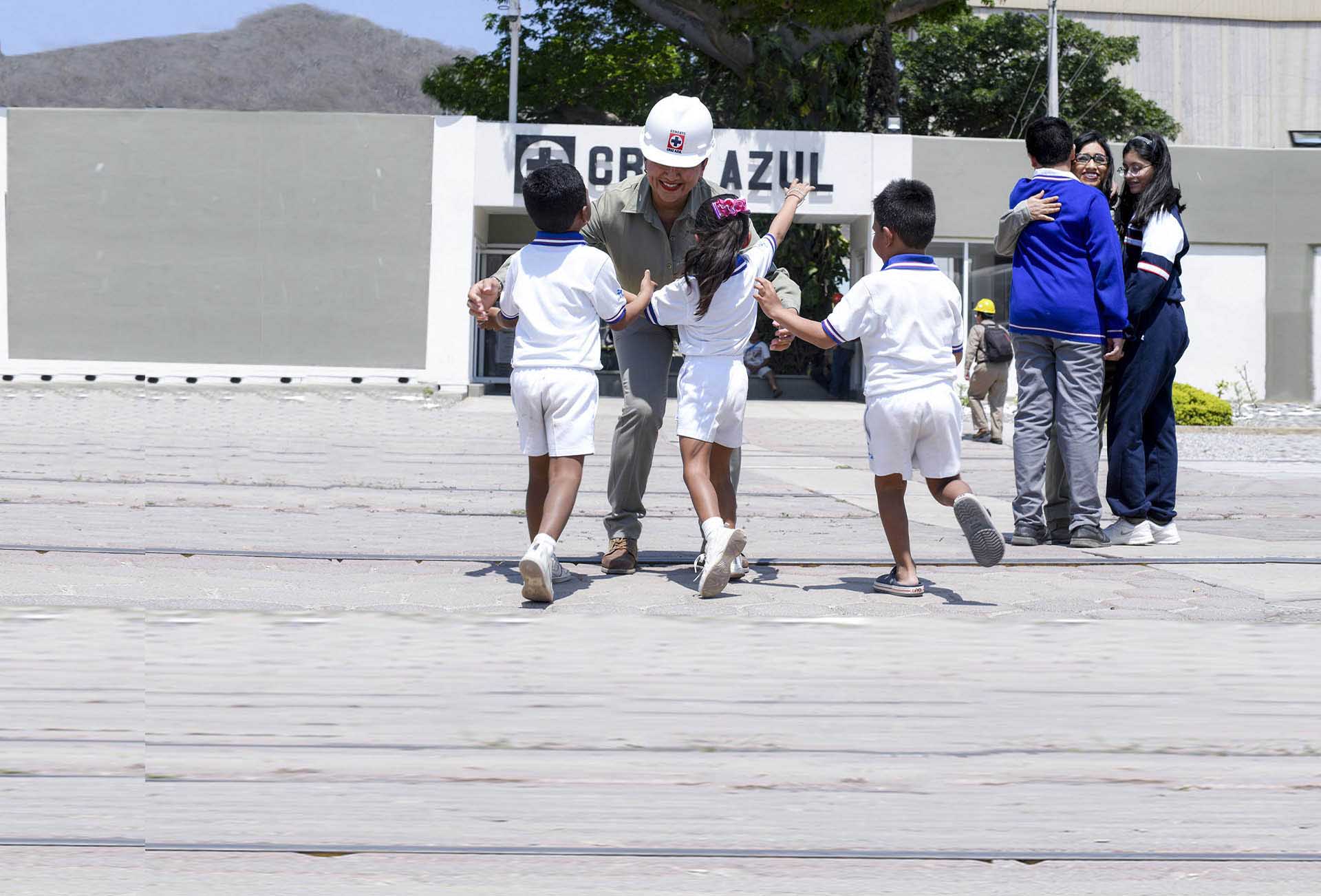 familia cruz azul